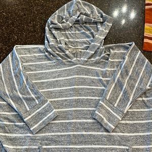 41 Hawthorn cute grey/white stripe 3/4 sleeve hooded soft top w kangaroo pocket